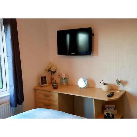 Brambles Lodge *