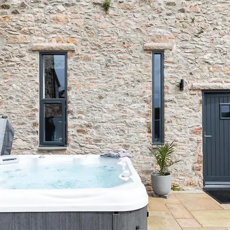 Holiday home The Granary, Higher Yalberton Farm