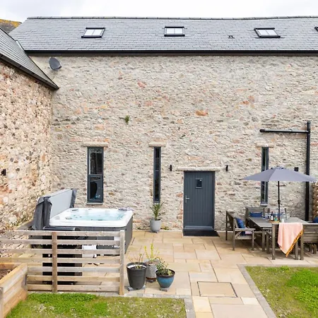 Holiday home The Granary, Higher Yalberton Farm