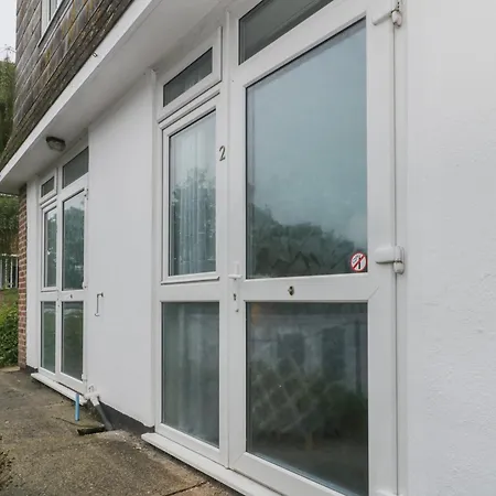 Flat 2, Big Tree Flats Paignton