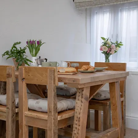Rose Holiday home