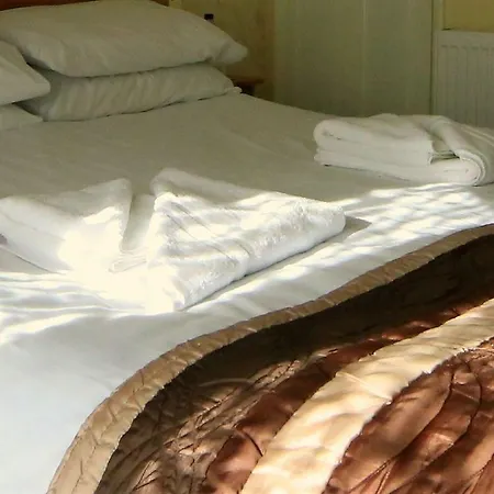 Trentham House Bed & Breakfast
