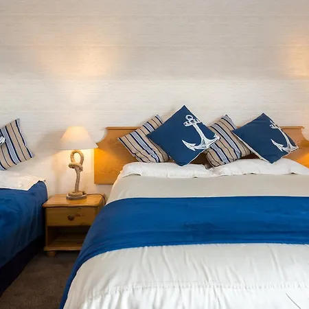Hotel Marine