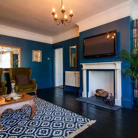 No.89 Stylish Ground Floor