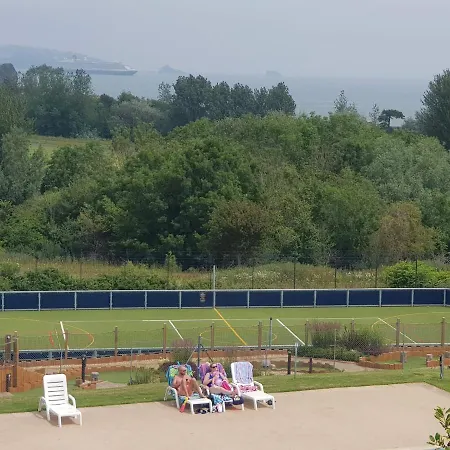 Hoburne Devon Holidays Park Sleep 6 Caravan * Paignton