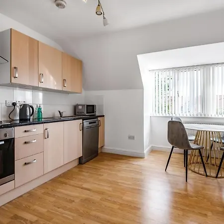 New Stunning & Stylish 2bd Flat Devon Apartment *