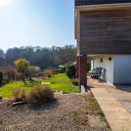 Spacious - Sea & Steam Train Views + Garden Holiday home Paignton