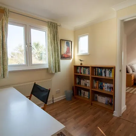 Spacious - Sea & Steam Train Views + Garden Paignton