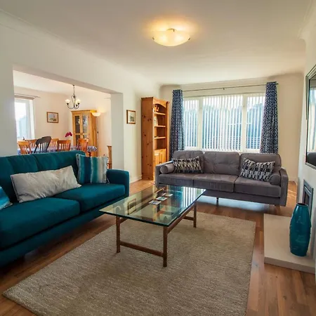 Spacious - Sea & Steam Train Views + Garden Paignton