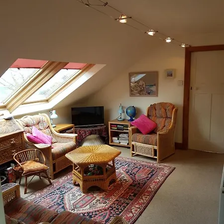 Norwegian Wood Guest house *