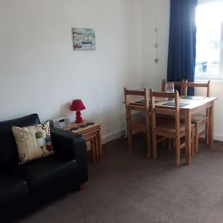 With Heated Pool & Close To Beach *