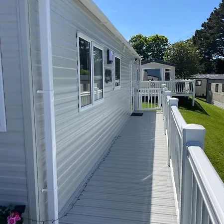 Hoburne Devon Bay - Hot Tub 2 Bed Holiday park