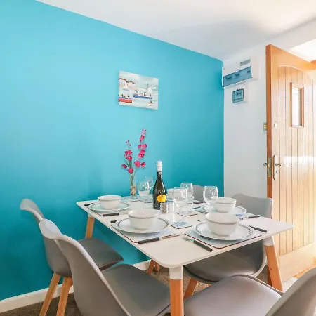 Broadsands Holiday home *
