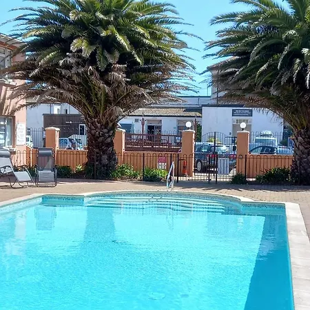 24 New Esplanade Court Paignton
