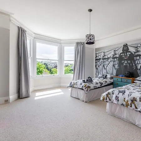 Lovely Victorian In The Riviera *