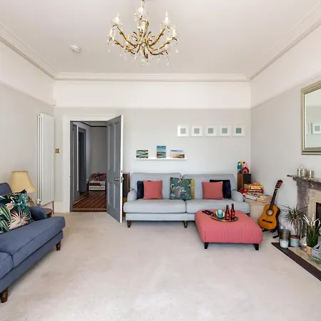 Villa Lovely Victorian In The Riviera *