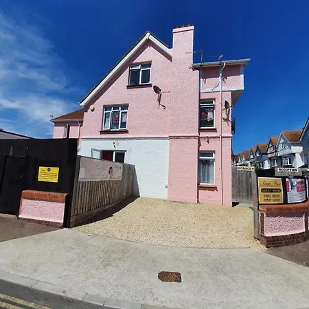Guest house Barbie House: Beachfront With Beauty Amenities 4*