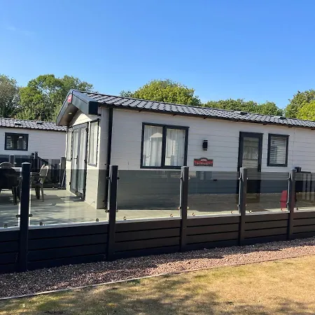 Hoburne Woodland Glade Brand New Caravan Holiday park
