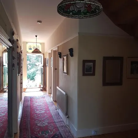 Norwegian Wood Guest house *