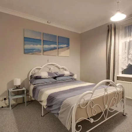 The Rosslyn Guest house