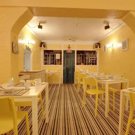 Guest house The Rosslyn