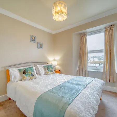 Holiday home 6 - 1 Bedroom Town View *