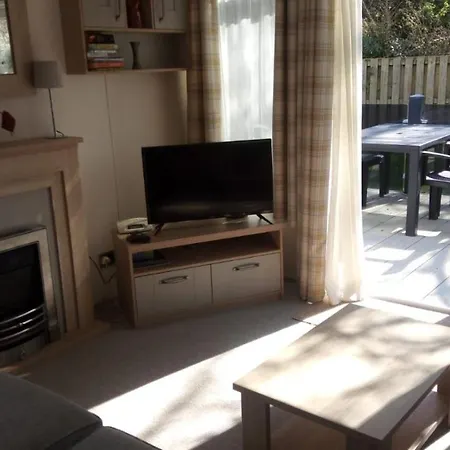 Hoburne Devon Bay Stunning 3 Bed Luxury Campsite