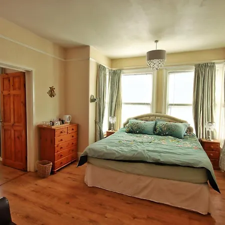 Bed & Breakfast Beaches