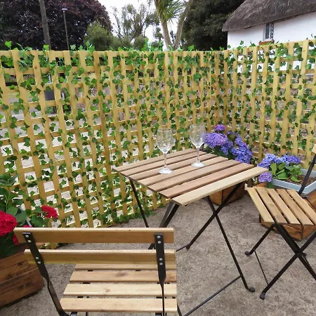 Holiday home Private 2 Bedroom House Close To The *