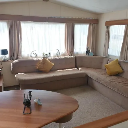 Lovely Caravan With Decking In Paignton, Devon Sleeps 8 Guests Ref 82063w Campsite Paignton