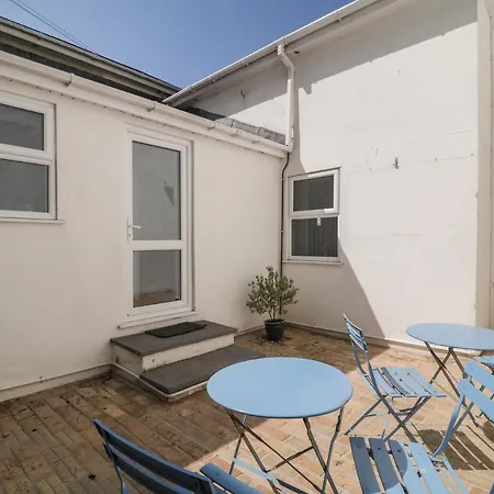 Broadsands Holiday home