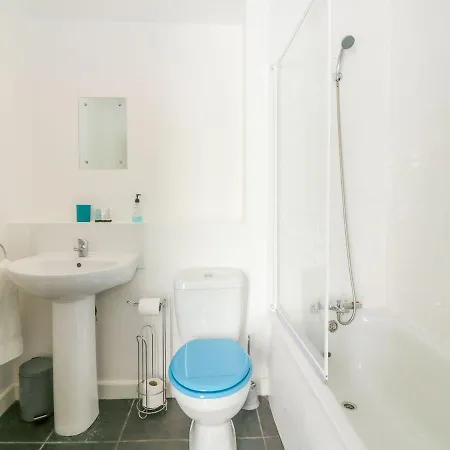 Holiday home Broadsands *