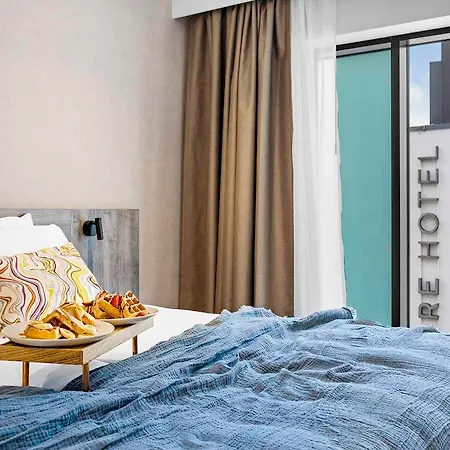 Ibis Styles Hotel *