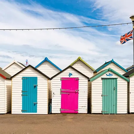 Finest Retreats - Atherfield No 5 - Sea Views Paignton