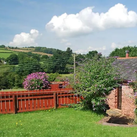 Barn Conversion Near The Coast Holiday home *