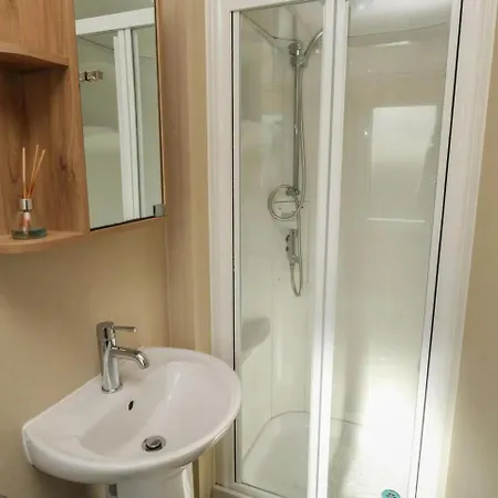 Caravansleeps6-freeparking-quietretreat-nature * Paignton