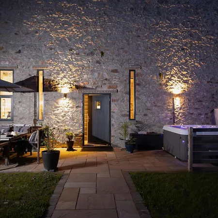 The Linhay, Higher Yalberton Farm Holiday home Paignton