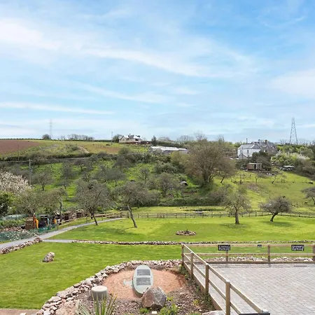 The Linhay, Higher Yalberton Farm