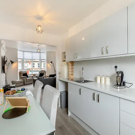 Hyde Away Holiday home