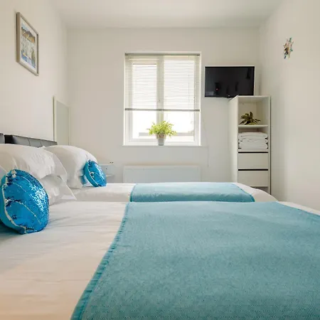 Quayside View - Luxury On Harbour Apartment *