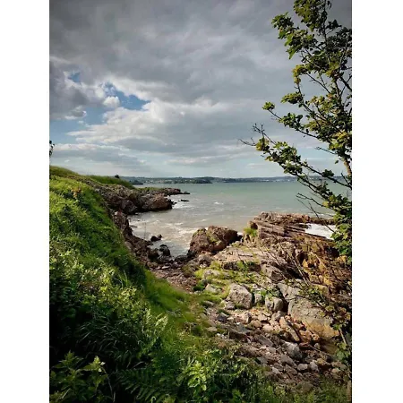 Briarfield - Adorable 1 Bedroom Seaside Apartment, On-site Parking Holiday home