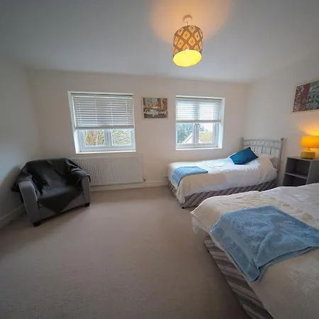3 Bed Beachfront At Pier Sands * Paignton