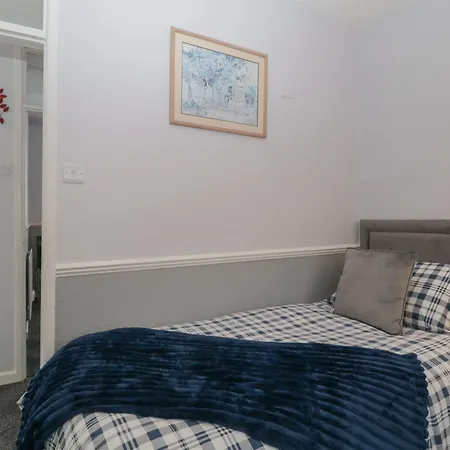 Flat 1, Big Tree Flats