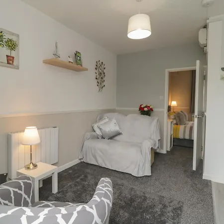 Holiday home Flat 2, Big Tree Flats *