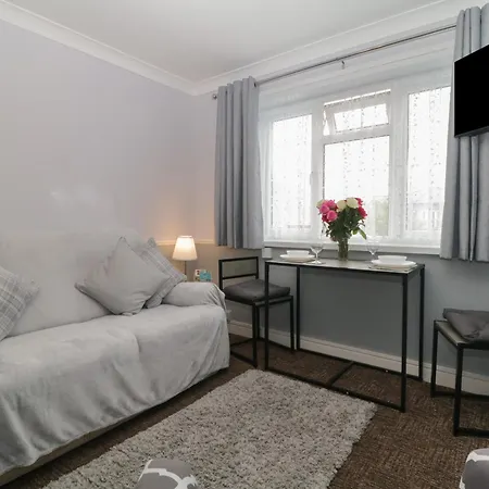 Flat 4, Big Tree Flats Holiday home *