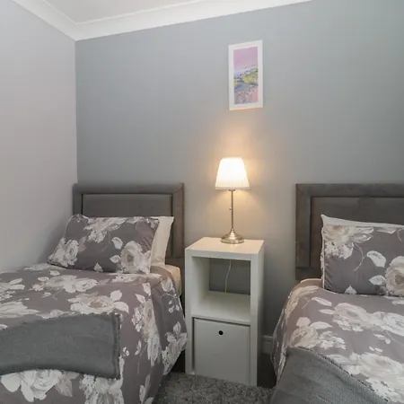 Flat 4, Big Tree Flats *