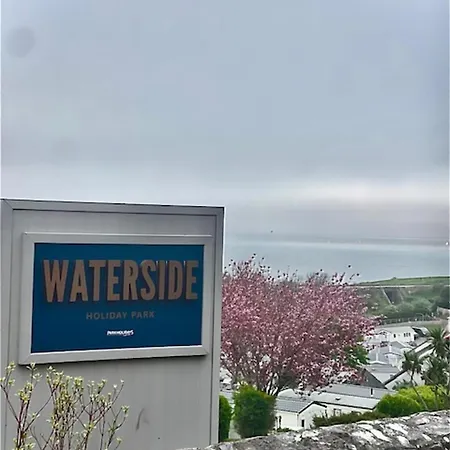Luxury Caravan Sea Views Sleep 6 Free Wifi Paignton
