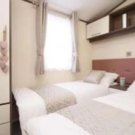 Luxury Caravan Sea Views Sleep 6 Free Wifi * Paignton