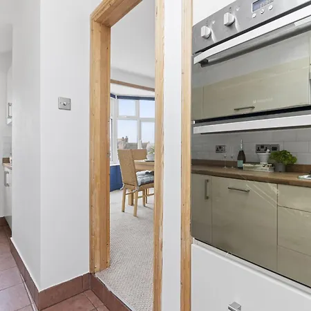 Seaway Garden Holiday home *