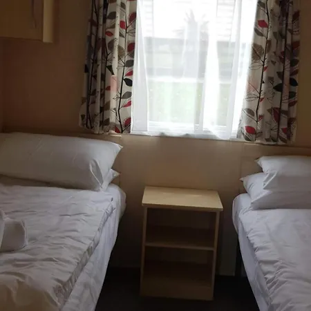 Hoburne Devon Holidays Park Sleep 6 Caravan Paignton